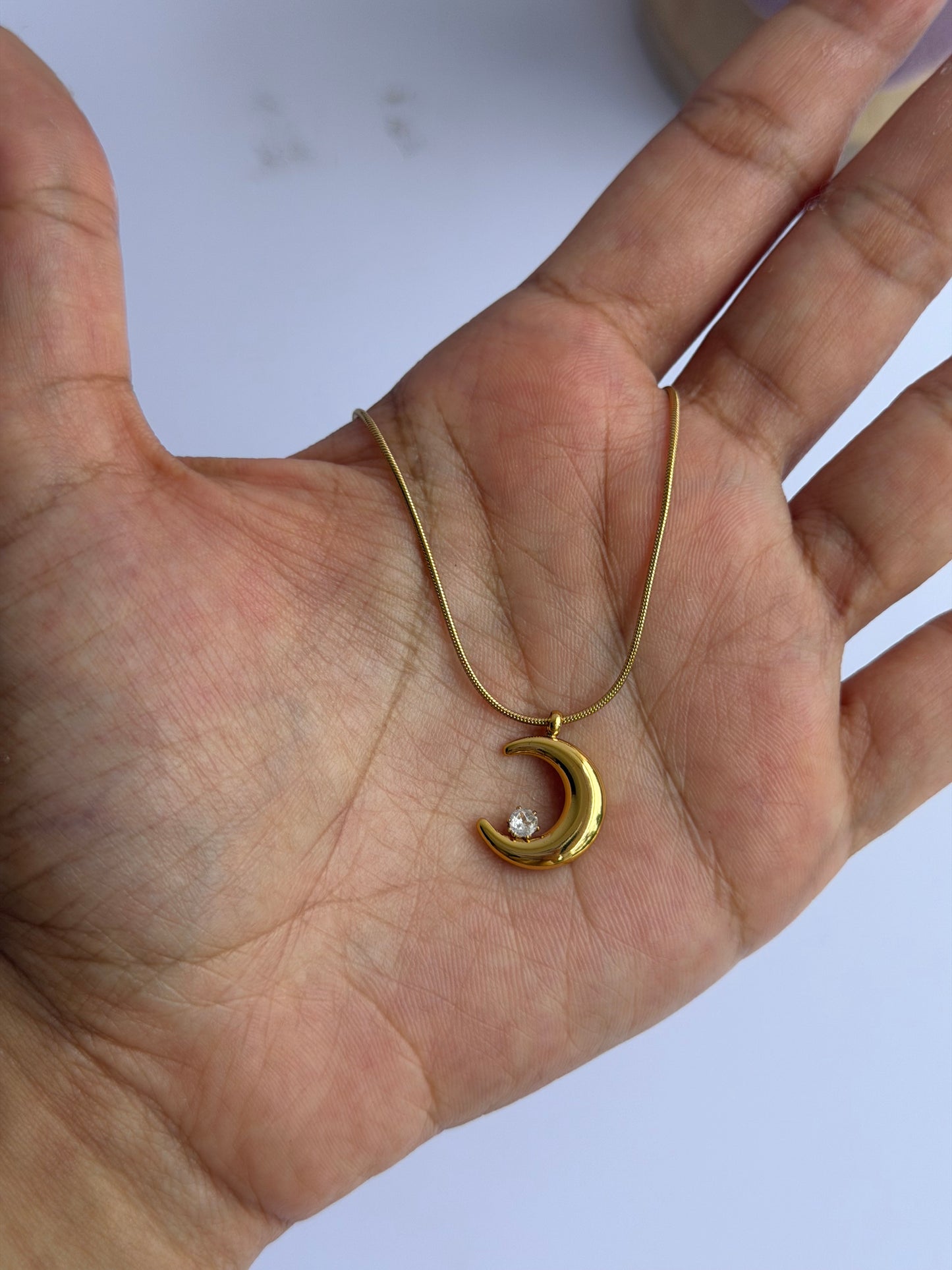 Moon pendant necklace
