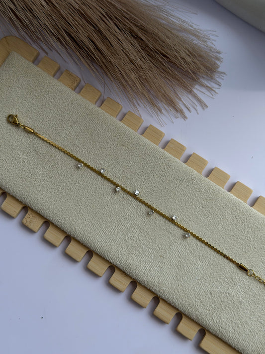 Mini solitaire bracelet