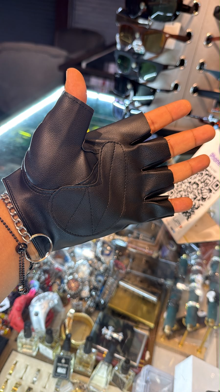 Mens black gloves