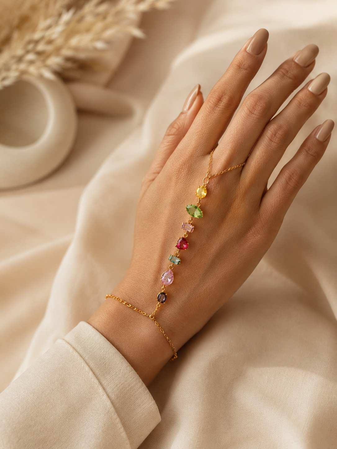 WOMEN'S HANDCHAIN