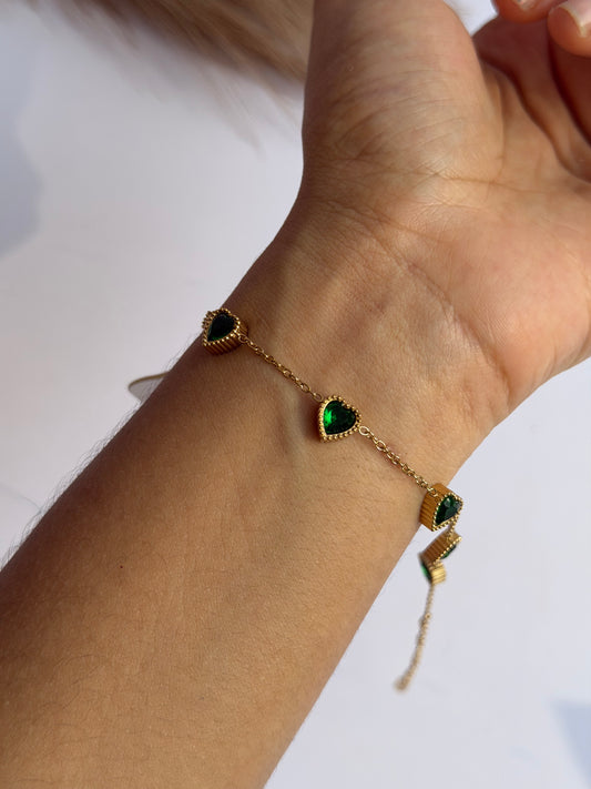 Green heart bracelet