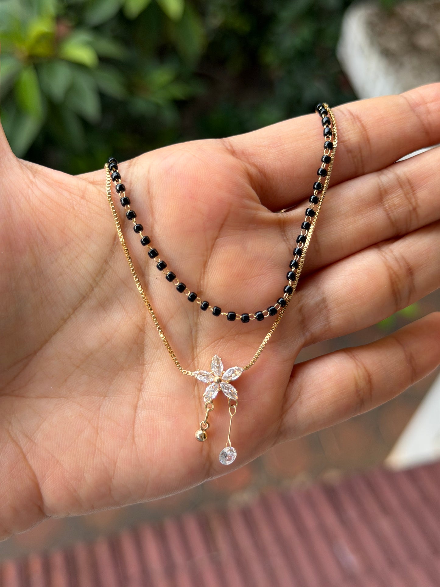 Adjustable neck chain 4