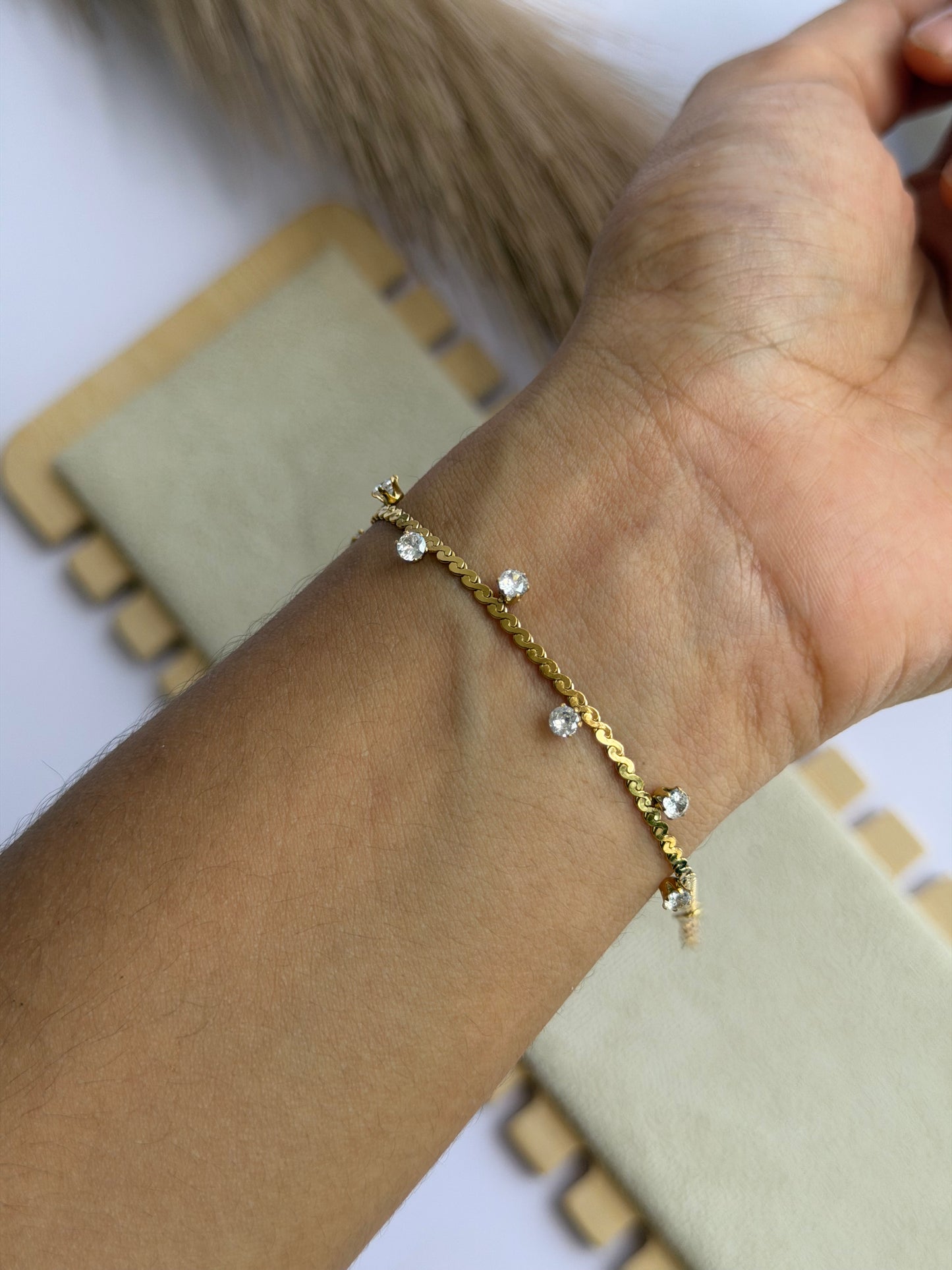Mini solitaire bracelet