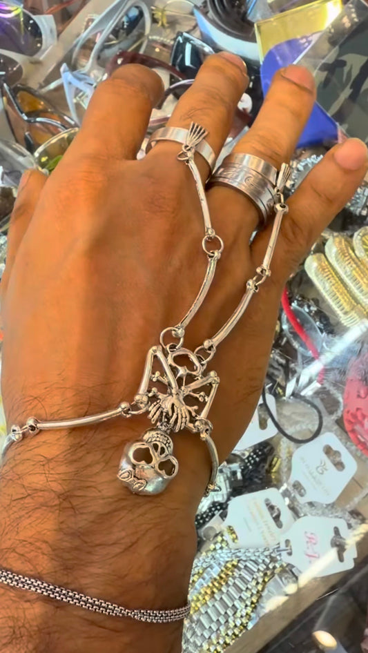 Skeleton hand chain